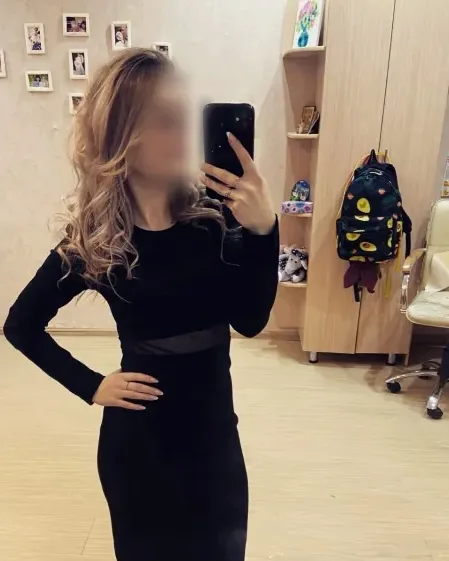 Ela, 26