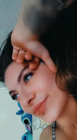 Franziska, 24