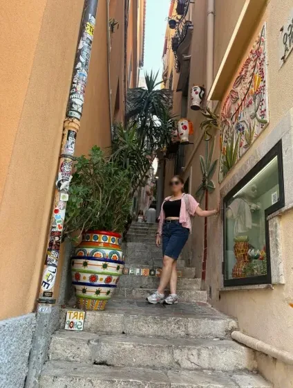 Jette, 35