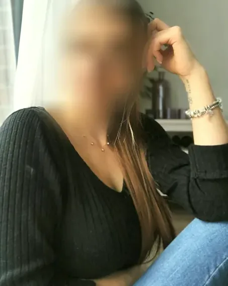 Josephine, 30