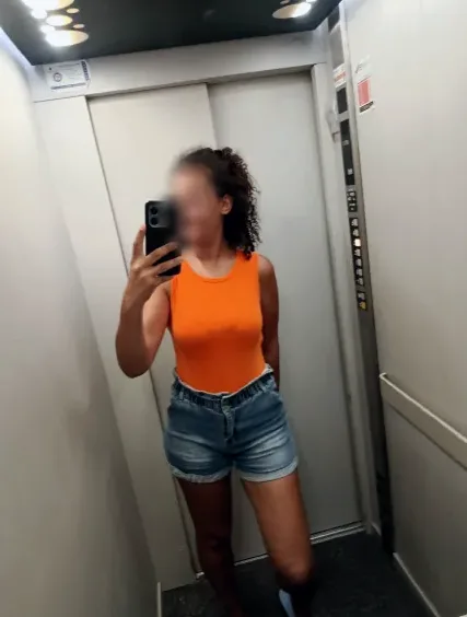 Leyla, 33