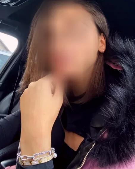 Leyla, 28