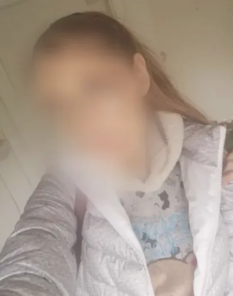 Lilly, 36