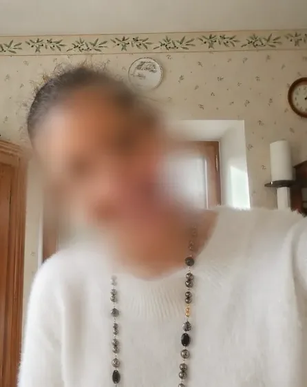 Marie, 37