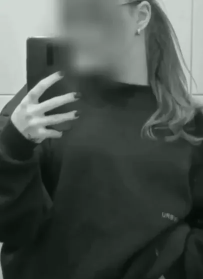 Miriam, 19