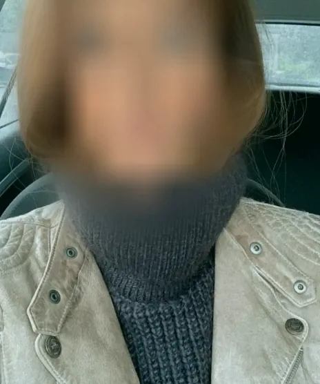 Nadine, 37
