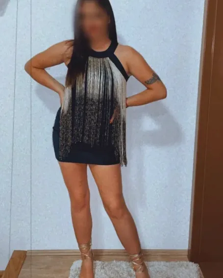 Nisa, 32