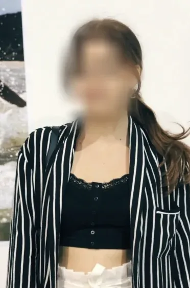 Selin, 28