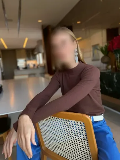 Sonja, 39